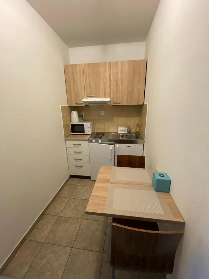 Besenova Apartman Diamant エクステリア 写真